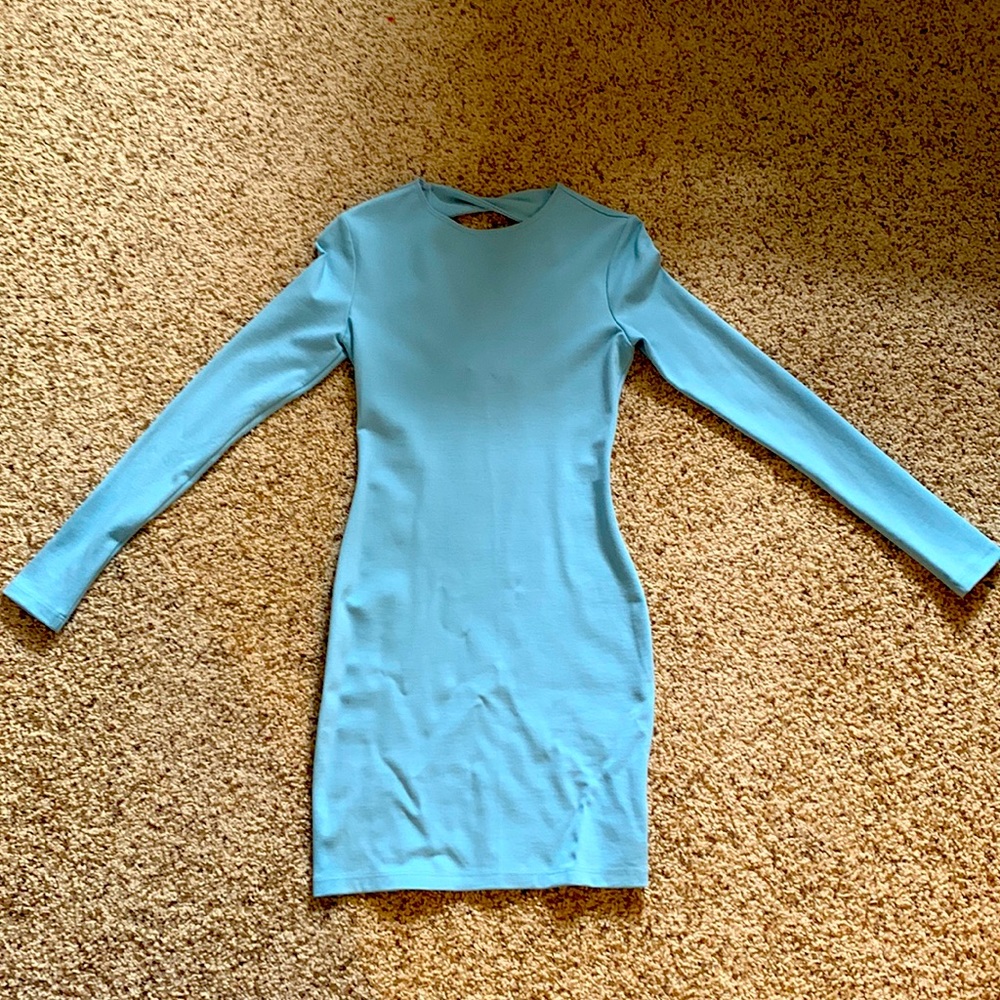 Kittenish body con dress. New with tags!
